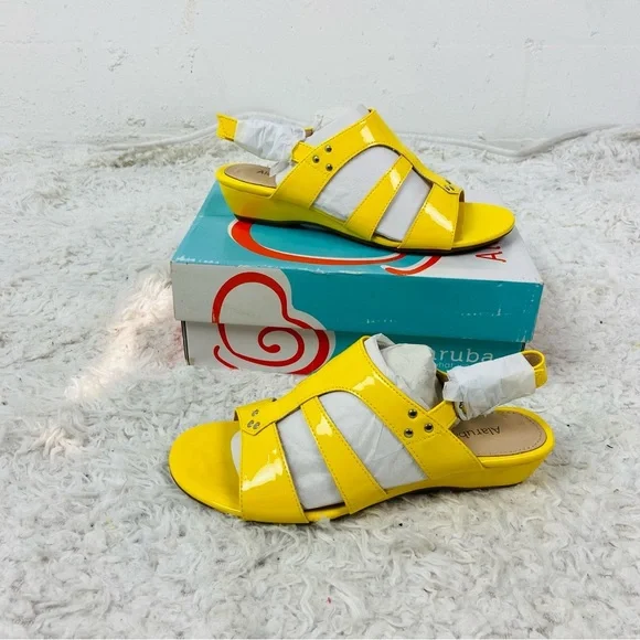 NIB Alaruba Yellow Patent Leather sling back Sandals size 7 - Picture 13 of 13